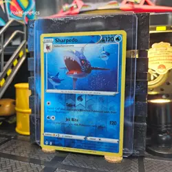 Sharpedo Evolving Skies Reverse Holo Pokemon TCG 036/203 Sword & Shield Rare - Image 2