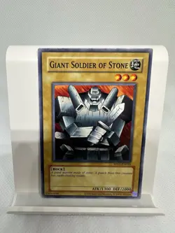 Giant Soldier of Stone RP01-EN010 Retro Pack (2020 Date Reprint) Unlimited - Image 1