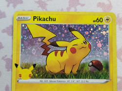 Pokemon TCG general mills Pikachu Holo SWSH039 - HP/DMG Holo Bleed - Image 3