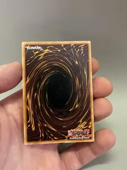 Yu-Gi-Oh! TCG Dark Magician SDY-006 Unlimited Ultra Rare - Image 3