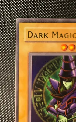 Dark Magician LOB-005 The Legend of Blue Eyes White Dragon Unlimited - Image 2