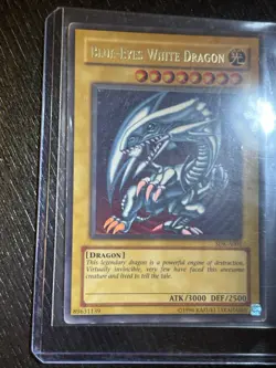 Yugioh TCG Blue Eyes White Dragon Ultra Rare A001 - Image 3