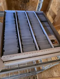 Pokemon Bulk Lot 4000+ Unsorted UC/C/Non-Holo And Holos - Image 1