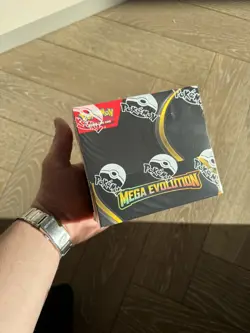 Pokemon - Mega Evolution - Booster Box - 36 Packs - NEW & SEALED ✅ * small rip - Image 1