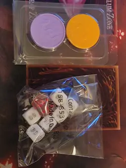 Pokemon TCG Scarlet & Violet 151 Elite Trainer Box Dice & Status Counters - New - Image 4