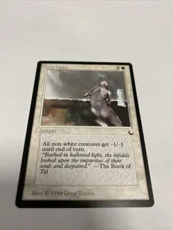 MTG Holy Light The Dark Regular Common - Image 2