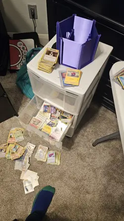 Pokemon TCG 100 Cards Pack BULK with HOLO and Reverse HOLO 731329511228 - Image 5