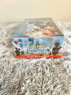 MTG - OUTLAWS OF THUNDER JUNCTION - Play Booster Box (36 PACK) - Image 3