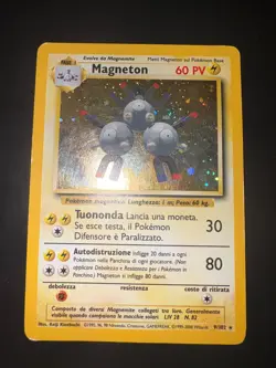 Pokemon Magneton 9/102 Set Base Rara Holo Unlimited Wizards ITA Carte Vintage - Image 1