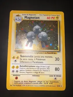 Pokemon Magneton 9/102 Set Base Rara Holo Unlimited Wizards ITA Carte Vintage - Image 2