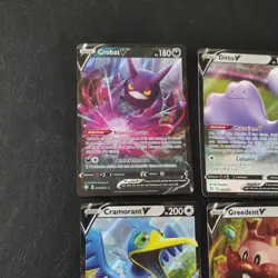 Lotto 4 carte Pokemon V Ditto Crobat Greedent Cramorant ITA Destino Splendente - Image 2