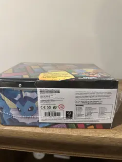 Pokemon TCG 2021 Eevee Collector's Chest Lunchbox Tin New Factory Sealed - Image 5