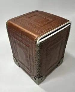 Handmade Leather Deck Box For Magic The Gathering - Fits 100 Sleeved Cards - Image 4