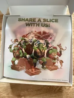 Magic: The Gathering Teenage Mutant Ninja Turtles Pizza Bundle New - Image 2