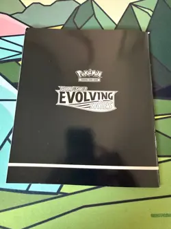 Pokemon Elite Trainer Box Player's Guide - Evolving Skies - Image 2