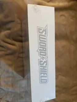 Pokemon TCG Sword and Shield Ultra Premium Collection Charizard Box 820650871115 - Image 2