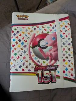 Pokemon Scarlet & Violet 151 binder. holo commons and uncommons 396 cards READ! - Image 1
