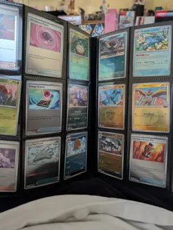 Pokemon Scarlet & Violet 151 binder. holo commons and uncommons 396 cards READ! - Image 4