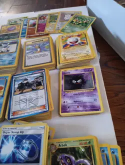 Pokemon Lot With 8 Foil Cards - Image 5