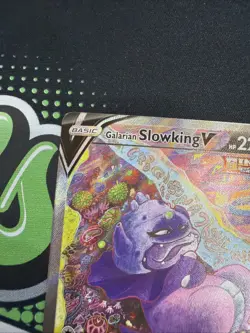 Pokemon Galarian Slowking V Ultra Rare Holo 179/198 Chilling Reign 220 HP - Image 2