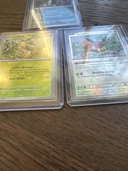 Lot Of 4 Leafeon Umbreon Eevee (Pokeball) Rare Halo and KFC Eevee Rare Mint Card - Image 2