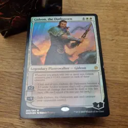Magic The Gathering War of the Spark Gideon Planeswalker Deck - Image 2