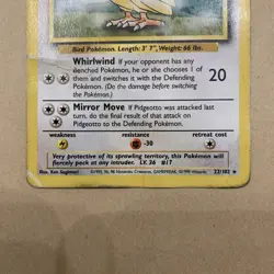 Pokemon TCG Pidgeotto 22/102 Base Set Non-Holo Rare Very Heavy Played - Image 3