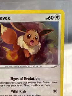 Black Star Promo Eevee SWSH042 Promo SWSH: Sword & Shield Promo Cards - Image 3