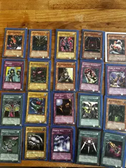 Yu-Gi-Oh Random Card Lot - Image 2