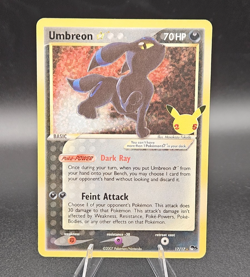 Pokemon TCG: Umbreon Gold Star 17/17 Celebrations 25th Anniversary NM - Image 1