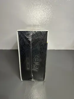 Pokemon TCG: Celebrations Ultra-Premium Collection Box (2021) 820650829147 - Image 2