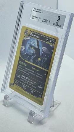 Pokemon Umbreon Skyridge NON Holo Rare #32 Beckett 9 - Image 2
