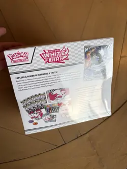 Pokemon Center White Flare Scarlet & Violet Elite Trainer Box Reshiram - Image 4