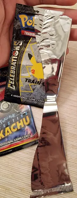Vintage Pokemon Sword and Shield Booster Pack Empty See Pictures - Image 4