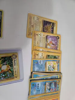 pokemon cards bulk lot that I had sitting around. Are in okay condition for age. - Image 4
