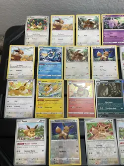 (30) EEVEE CARDS LOT VTG GLACEON LEAFEON ESPEON JOLTEON EVOLUTION Holo Rare - Image 2