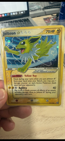 2007 Pokemon Gold Star EX Power Keepers #101 Jolteon w/ Holo Swirl - Image 1