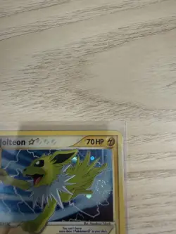 2007 Pokemon Gold Star EX Power Keepers #101 Jolteon w/ Holo Swirl - Image 4