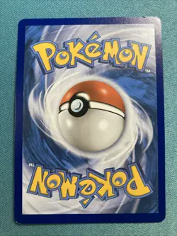 Pokemon TCG Pikachu 005/025 Celebrations Holo LP - Image 2