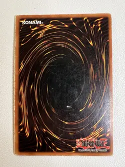 Yu-Gi-Oh! Blue-Eyes White Dragon SDK-001 Ultra Rare Moderately Played MP - Image 2