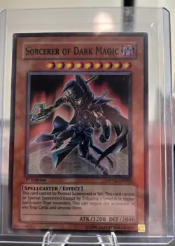 Yu-Gi-Oh! Sorcerer of Dark Magic DPYG-EN010 Yugi 1st Edition Super Rare - Image 1