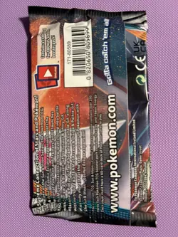 Pokemon TCG Sun & Moon Cosmic Eclipse Booster Pack - Image 2