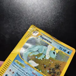 Pokemon Card - Vaporeon H31/H32 Skyridge Holo Rare Old Vintage HP/DAM - Image 2