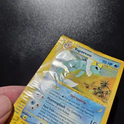 Pokemon Card - Vaporeon H31/H32 Skyridge Holo Rare Old Vintage HP/DAM - Image 4
