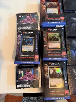 MTG 8 x Beyond WH40K Collectors 2 x foundation collector 1 x 4 baldurs gate set - Image 3