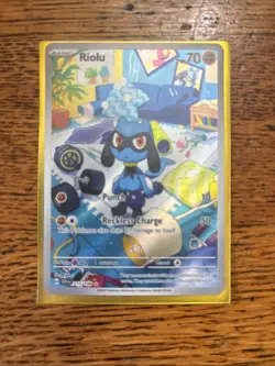 POKEMON RIOLU #215/198 ILLUSTRATION RARE SCARLET & VIOLET BASE SET - Image 1