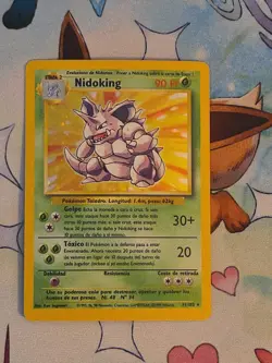 Pokemon TCG Nidoking Base Set Holo Rare Card 11/102 Spanish Edition - Image 1