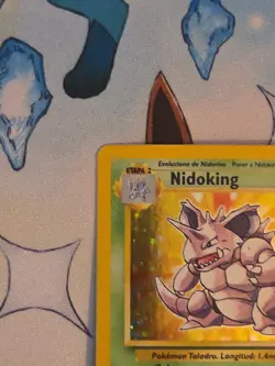 Pokemon TCG Nidoking Base Set Holo Rare Card 11/102 Spanish Edition - Image 2