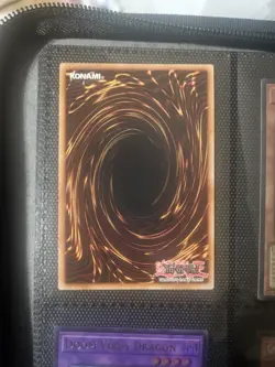 Blue-Eyes White Dragon (Version 2) LCKC-EN001 Legendary Collection Kaiba... - Image 2