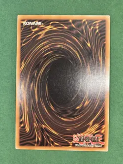 Dark Magician 1st Edition Starlight Rare RA05-EN083 Yu-Gi-Oh! - Image 4